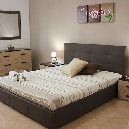 Bed & Breakfast La Dimora Di Poppea *